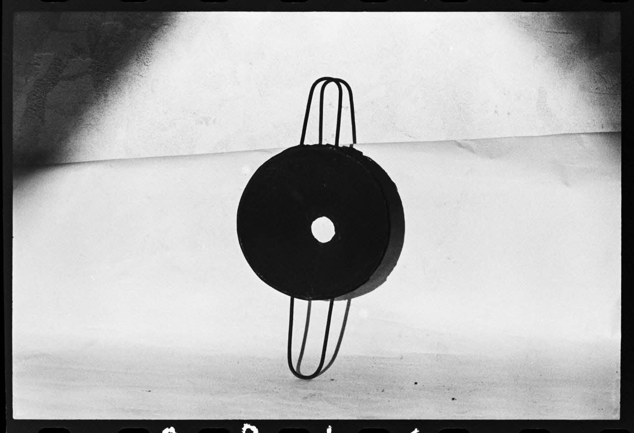 photographie MNATP. Antenne corse. Entonnoir, "imbucu" (nom local) Ph.1981.1.2216 Photo