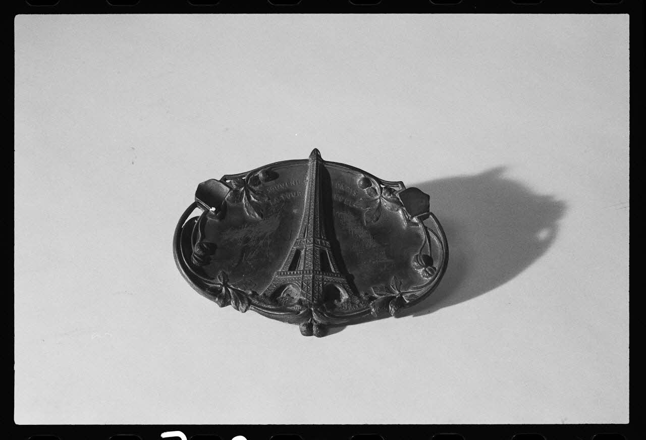 photographie Bibelot-souvenir Ph.1981.1.720 Photo