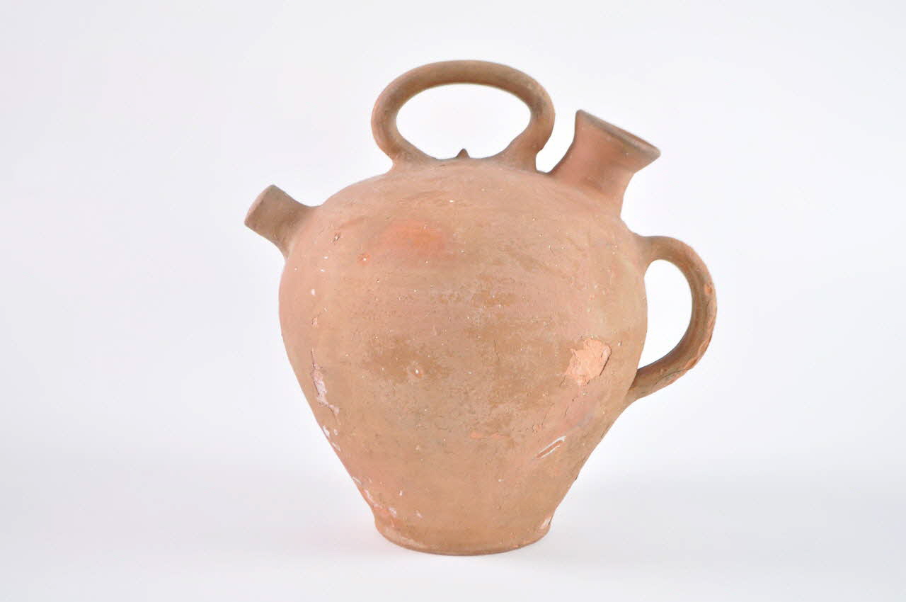 cruche poal à sulfater 1946.32.4 Photo Mucem