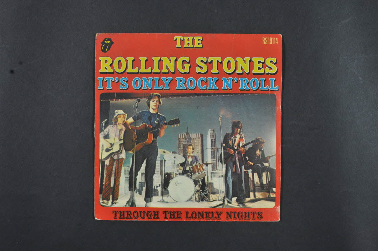 disque 45 tours Through the lonely nights 2001.69.16.744.1-2 Photo Mucem