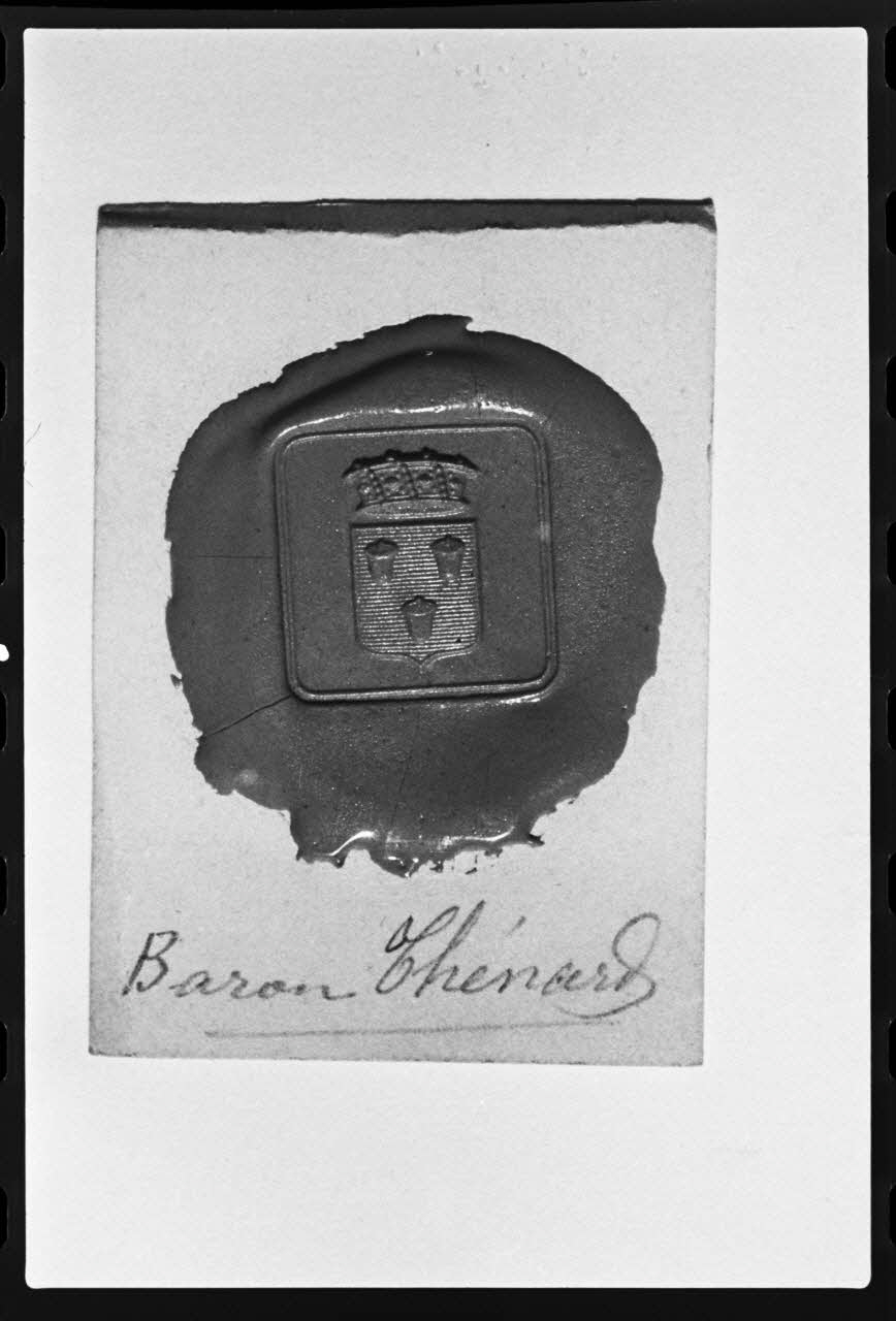 photographie Sceau en cire à cacheter. Blason nobiliaire Ph.1981.58.1 Photo
