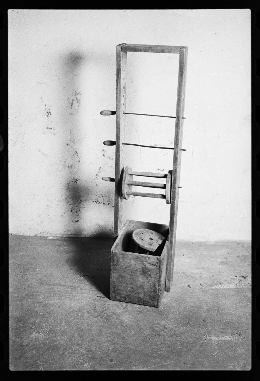 photographie Porte-écheveaux, de 1880 Ph.1982.1.3 Photo