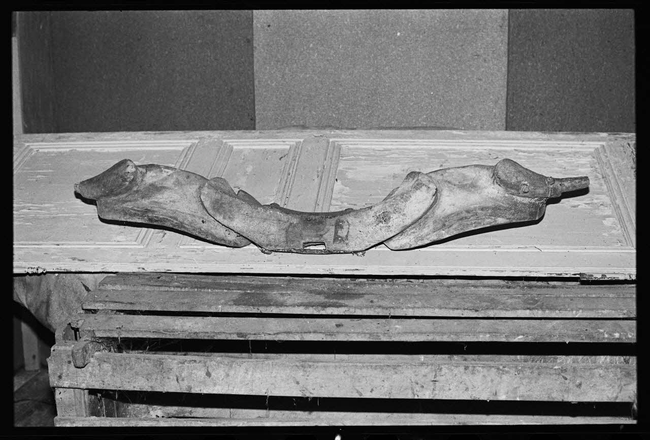 photographie Joug de cornes. Dépôt au musée de Saint-Flour Ph.1982.1.545 Photo