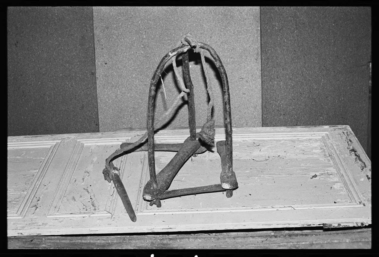 photographie "Arsous". Outillage agricole : arceau Ph.1982.1.554 Photo