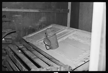 photographie Lampe à carbure. Dépôt au musée de Saint-Flour Ph.1982.1.574  Photo