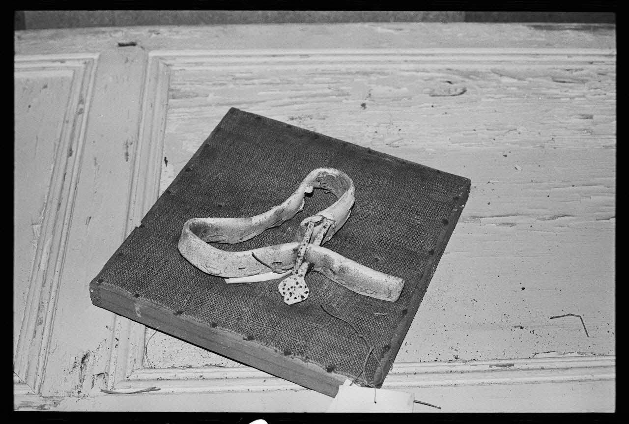 photographie Bêche. Dépôt au musée de Saint-Flour Ph.1982.1.589 Photo