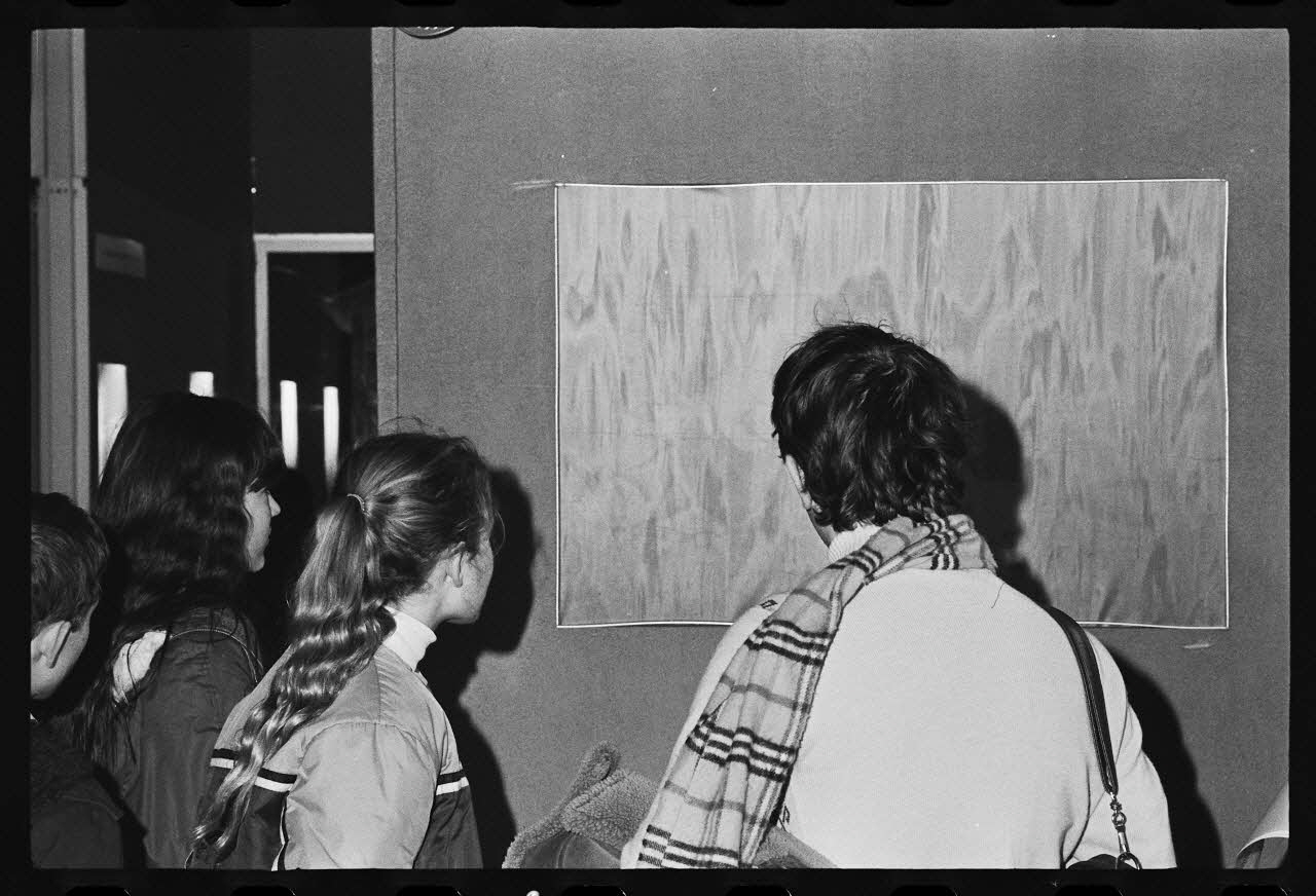 photographie MNATP. Exposition. L'abeille, l'homme, le miel et la cire (23 octobre 1981 - 28 mai 1982) Ph.1982.46.10 Photo