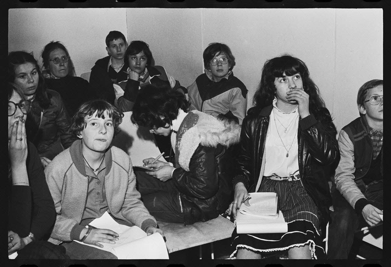 photographie MNATP. Exposition. L'abeille, l'homme, le miel et la cire (23 octobre 1981 - 28 mai 1982) Ph.1982.46.13 Photo