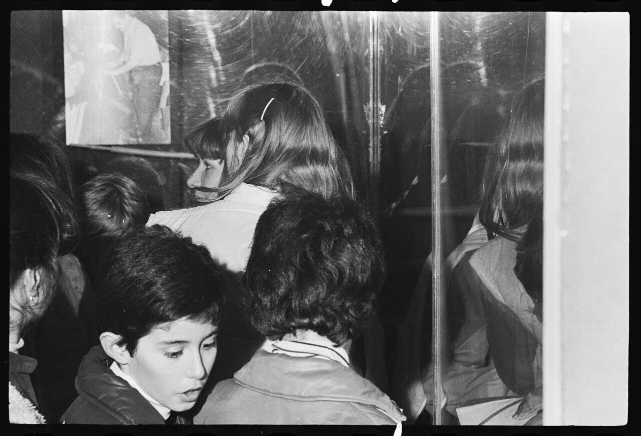 photographie MNATP. Exposition. L'abeille, l'homme, le miel et la cire (23 octobre 1981 - 28 mai 1982) Ph.1982.46.14 Photo