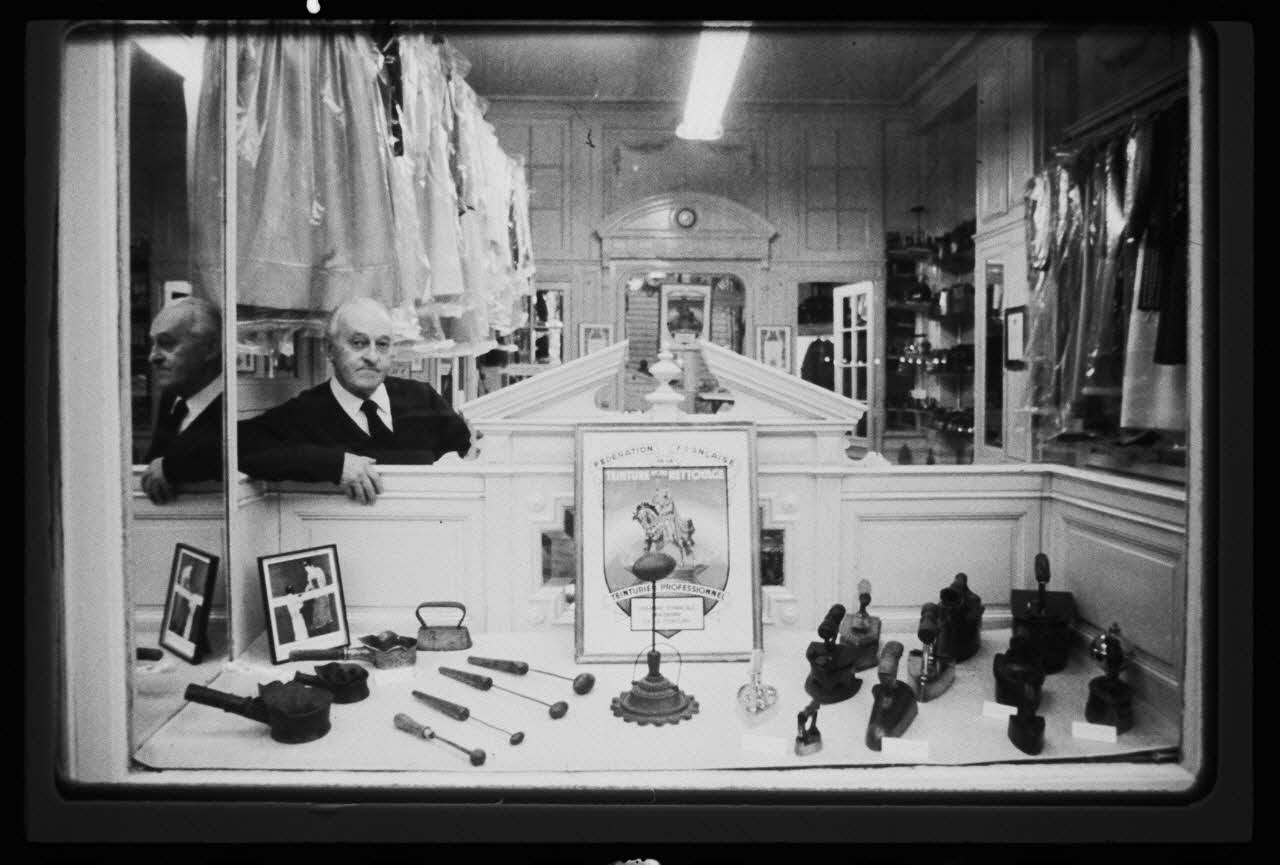 photographie Intérieur d'une teinturerie Ph.1982.7.27 Photo