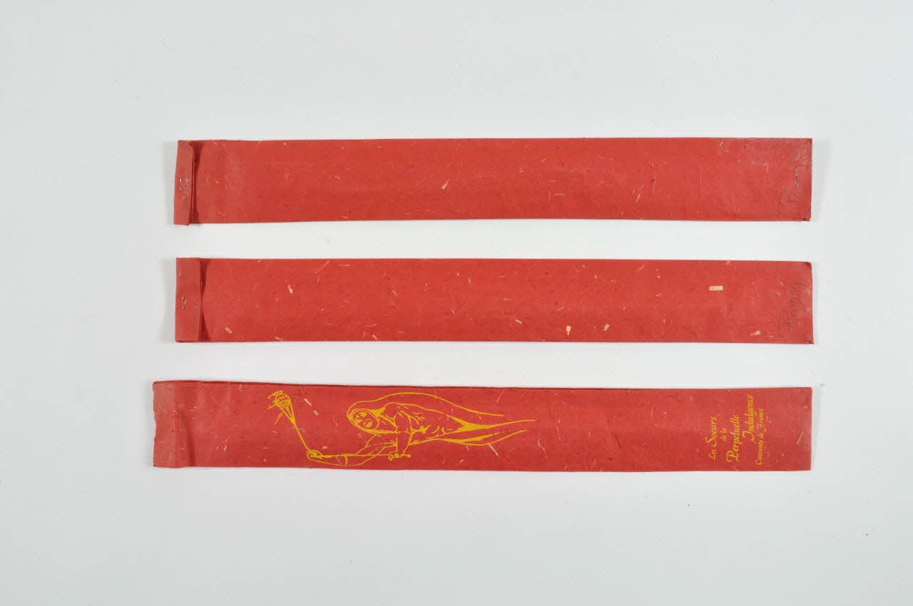 Soeurs de la Perpétuelle Indulgence - San Francisco encens "Les soeurs de la perpétuelle indulgence" France 2002 2002.92.37.4-6 Photo Mucem