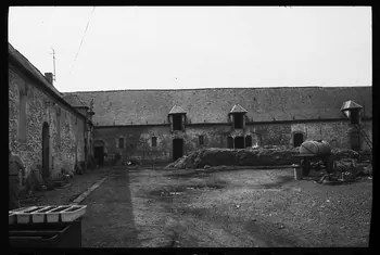 Jean Cuisenier photographie MNATP. Chantier 1425. Enquête sur l'architecture rurale de la France (1968 - 1990) Nord-Pas-de-Calais, France 1982/5/1 Ph.1982.339.8 Photo