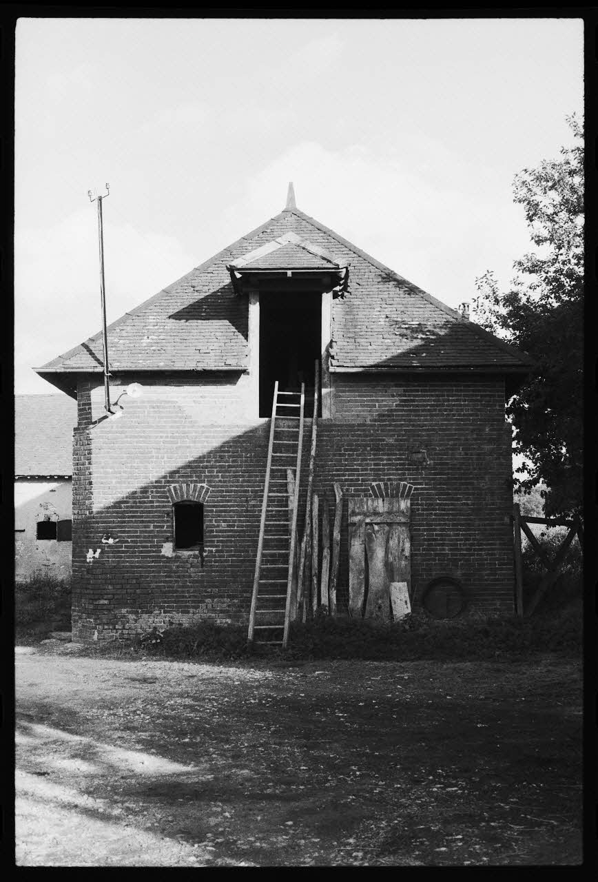 photographie MNATP. Chantier 1425. Enquête sur l'architecture rurale de la France (1968 - 1990) Ph.1982.341.65 Photo