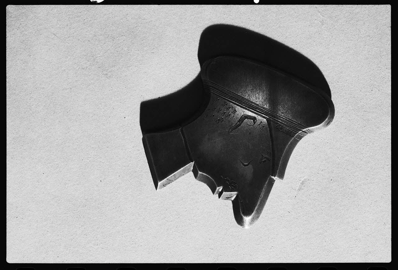 photographie Briquet en laiton. Tête du Kromprinz Ph.1983.1.61 Photo