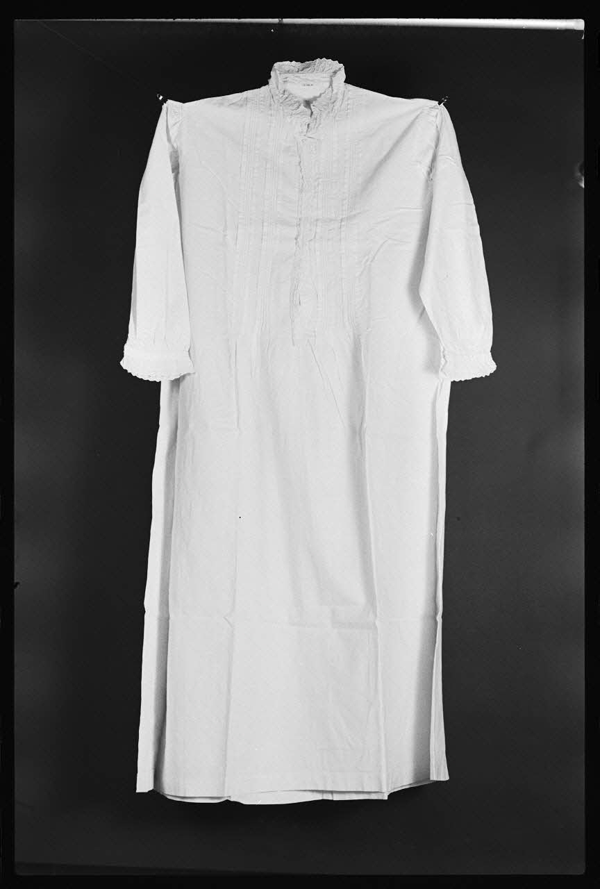 photographie Chemise de nuit Ph.1983.1.625 Photo