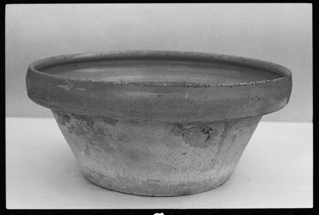 photographie Exposition. Outillages spécialisés pour la préparation du porc et la fabrication du cidre. Le 12 septembre 1982 Ph.1983.22.9 Photo