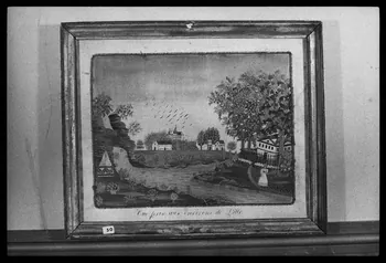 photographie "Vue prise des environs de Lille". Broderie et peinture sur soie. Souvenir mortuaire Ph.1983.2.263 Photo