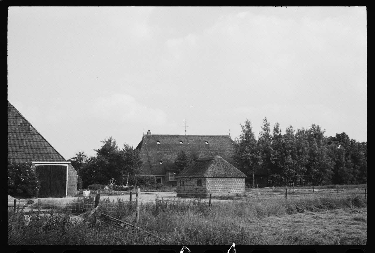 Jean Cuisenier photographie MNATP. Chantier 1425. Enquête sur l'architecture rurale de la France (1968 - 1990) Province de Frise, Pays-Bas 1982/7/3 Ph.1983.300.32  Photo