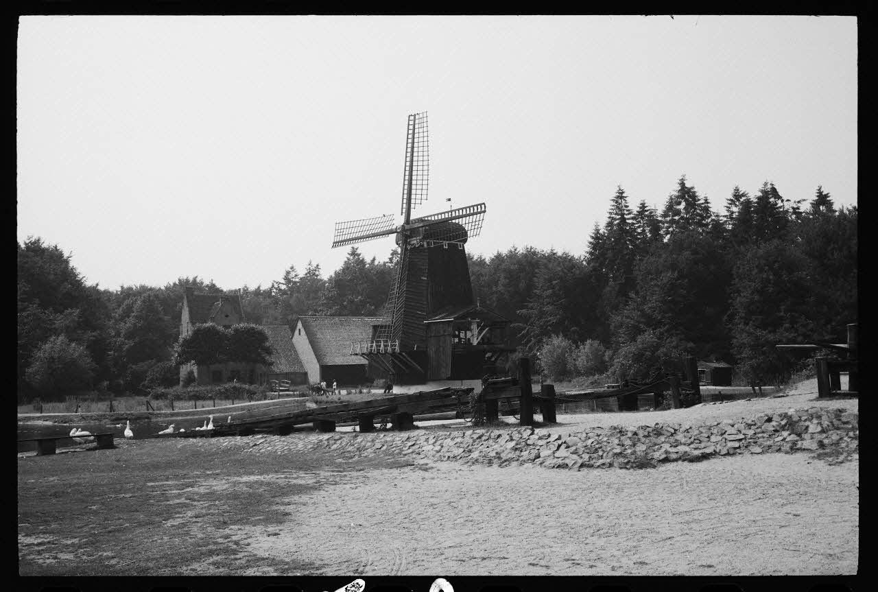 Jean Cuisenier photographie MNATP. Chantier 1425. Enquête sur l'architecture rurale de la France (1968 - 1990) Province de Hollande-Septentrionale, Pays-Bas 1982/7/3 Ph.1983.300.52 Photo