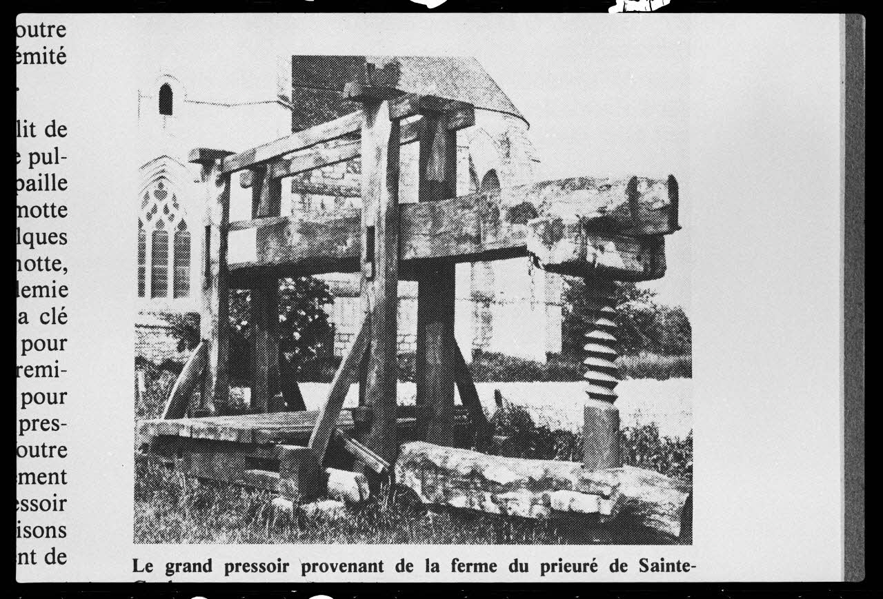 photographie Musée de Sainte-Gauburge-de-la-Coudre Ph.1983.3.32 Photo