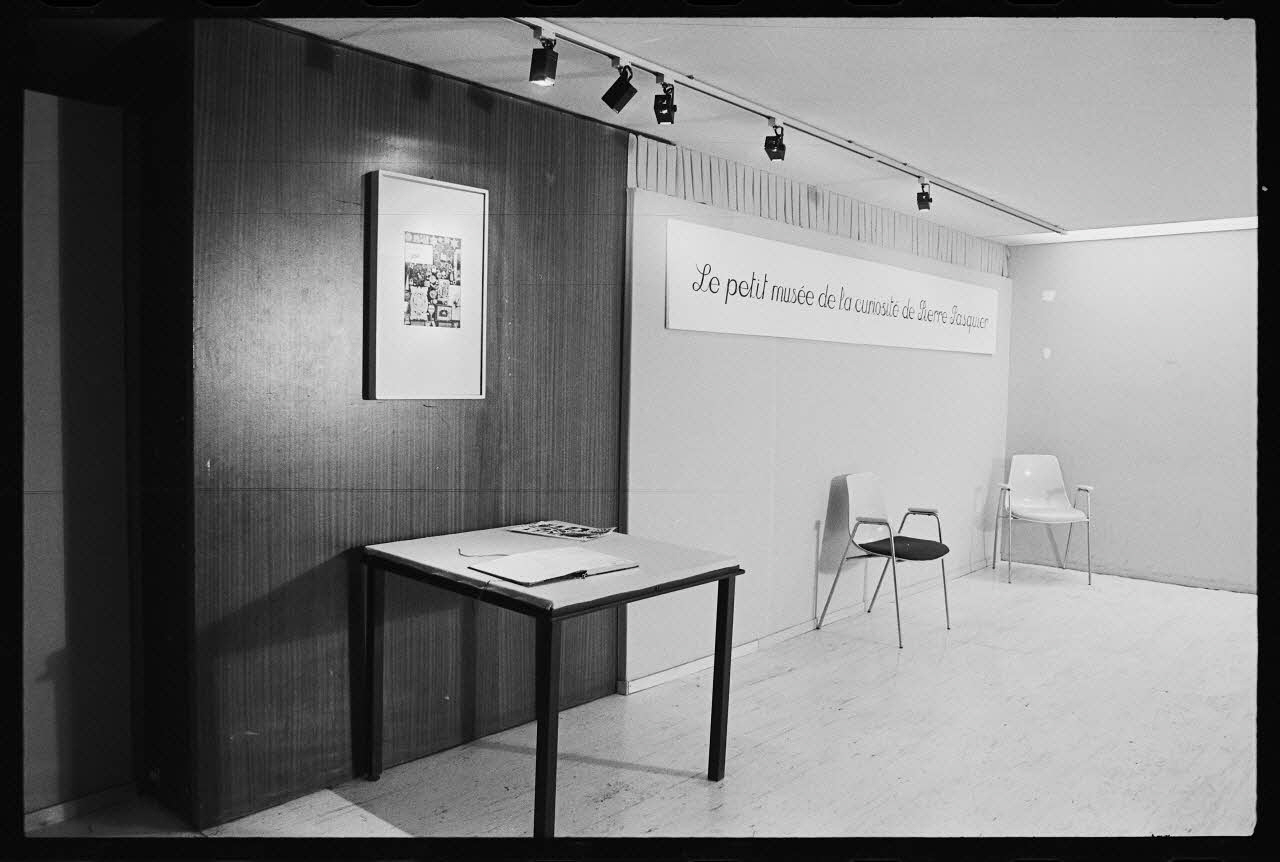 photographie MNATP. Exposition. Donation Pierre Pasquier (juin 1983-septembre 1984) Ph.1983.80.2 Photo