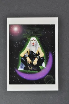 Soeurs de la Perpétuelle Indulgence - San Francisco carte postale "Soeur Garde-cuisses Luna Krypton", série "Lucifer" Ile-de-France, France 1997 2002.92.7 Photo Mucem