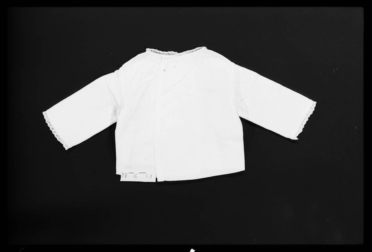 photographie Brassière de nourrisson Ph.1984.1.140 Photo