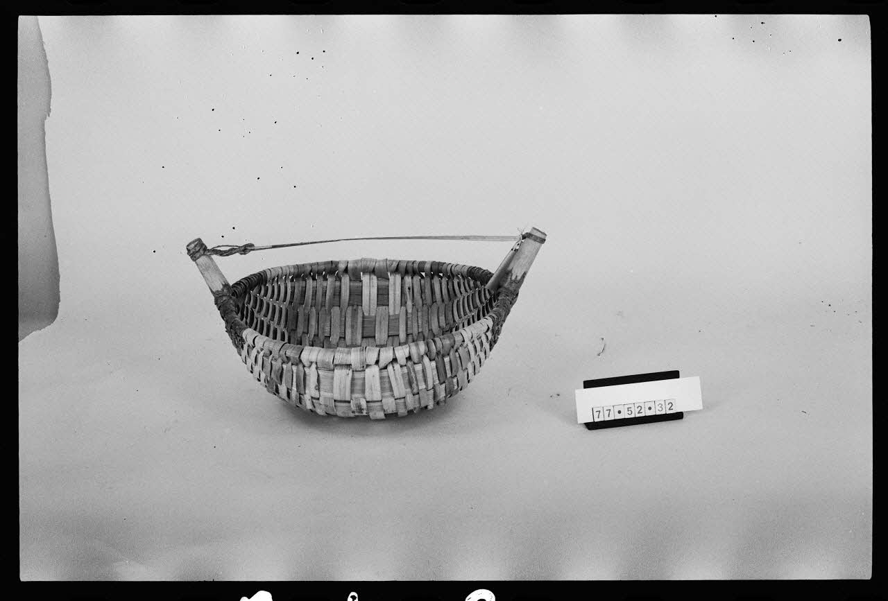 photographie Corbeille Ph.1984.1.518 Photo