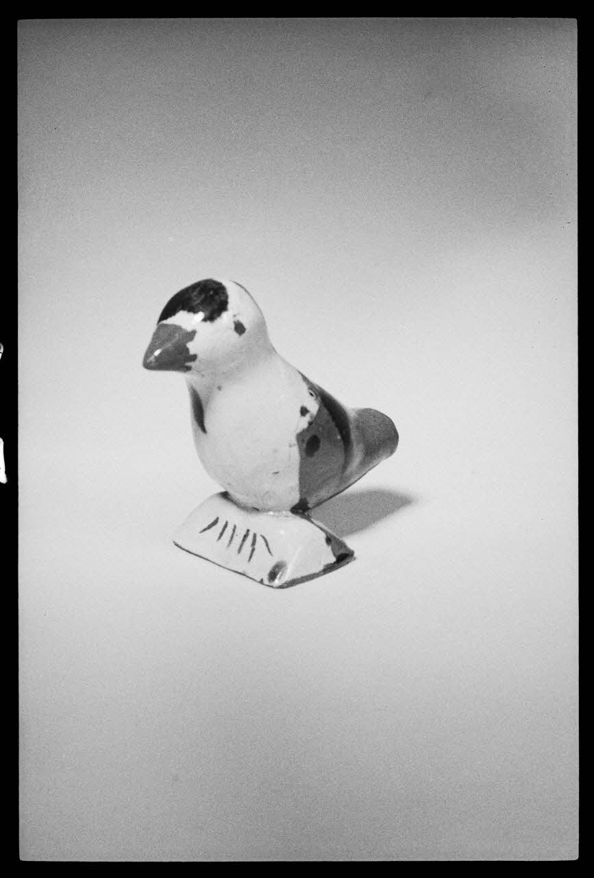 photographie Sifflet en terre cuite Ph.1984.1.57  Photo
