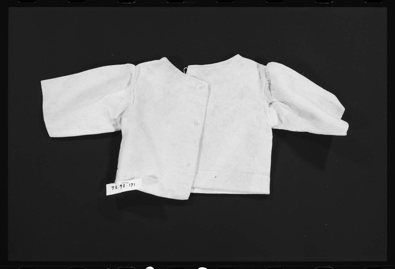 photographie Brassière de nourrisson Ph.1984.1.639 Photo
