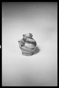 photographie Sifflet à eau en forme de cruche Ph.1984.1.68 Photo