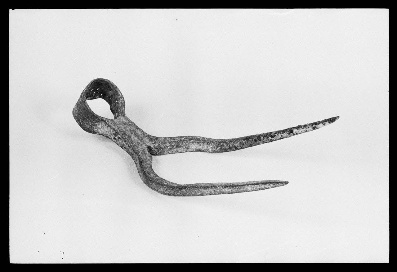 photographie Lame de croc à fumier Ph.1984.1.730 Photo
