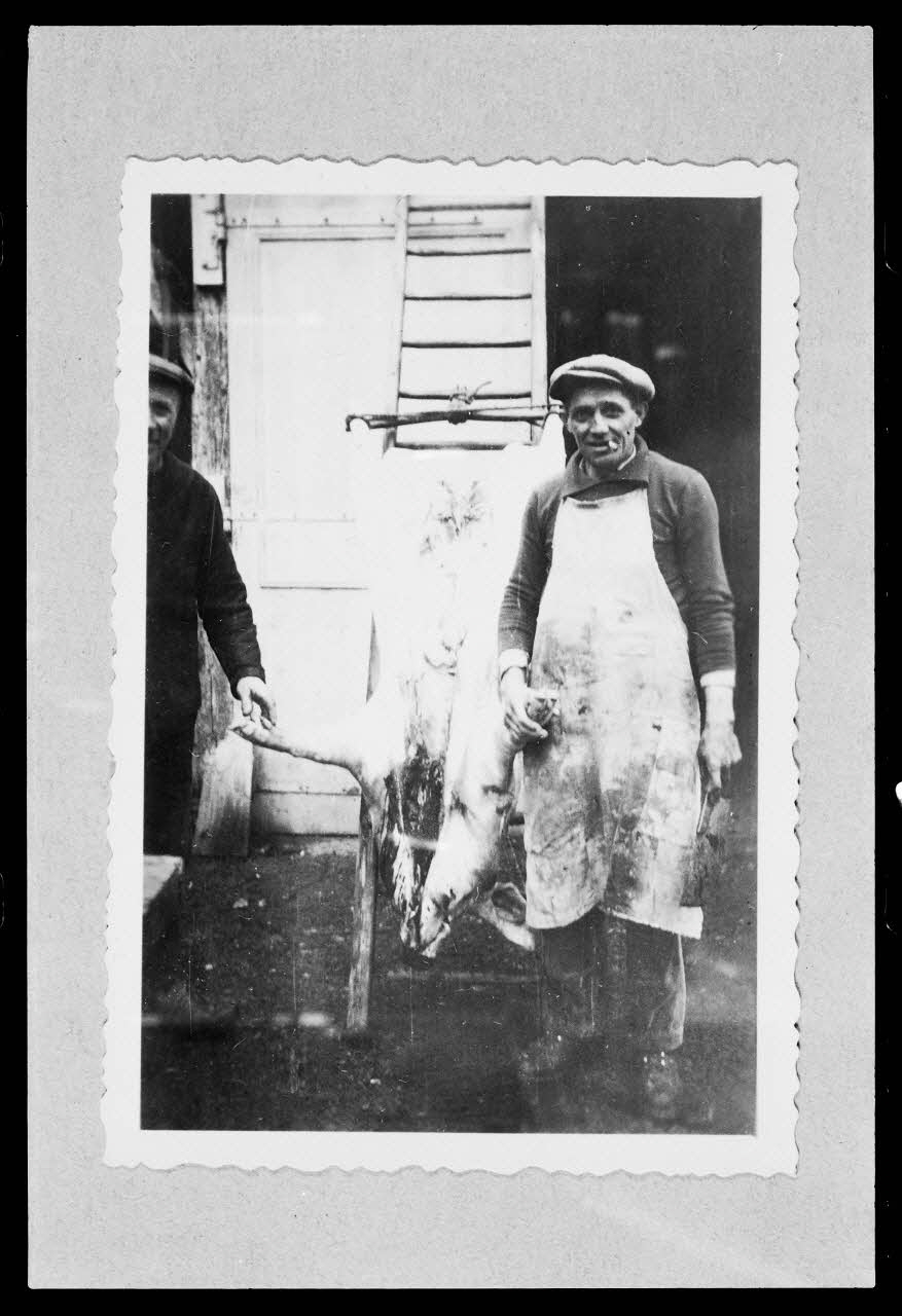 photographie Abattage du cochon à Villars-en-Azois Ph.1984.28.2 Photo