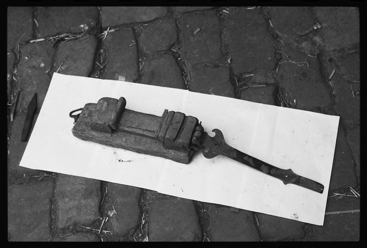 photographie Culture potagère. Moule à poireaux dit "lieux" Ph.1984.47.19 Photo