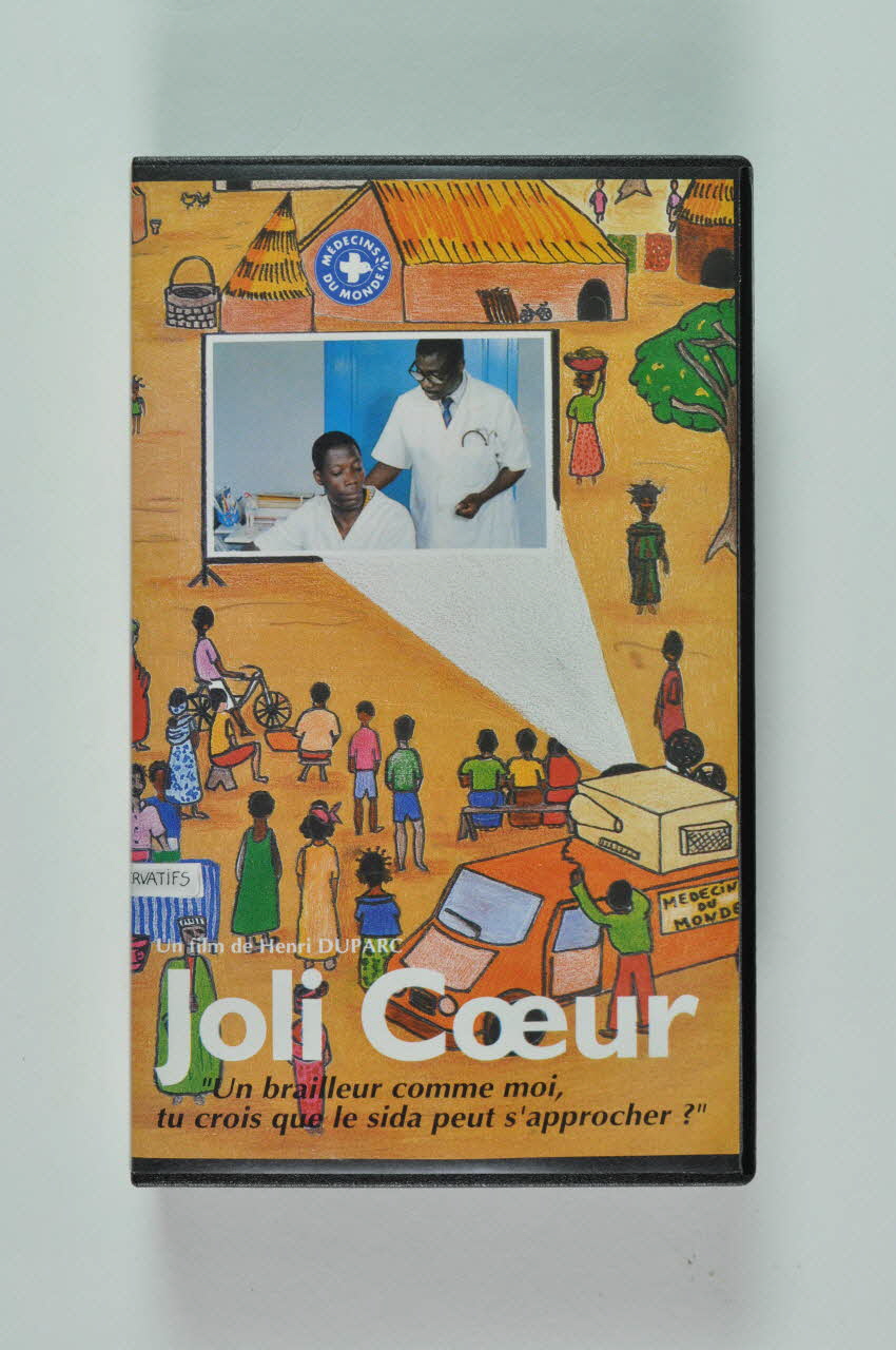 cassette vidéo "Joli Coeur" / "Un brailleur comme moi, tu crois que le sida peut s'en approcher? 2002.93.19.1-2 Photo Mucem