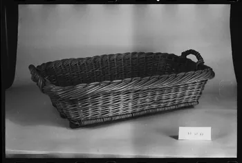 photographie Corbeille en vannerie Ph.1985.1.294  Photo
