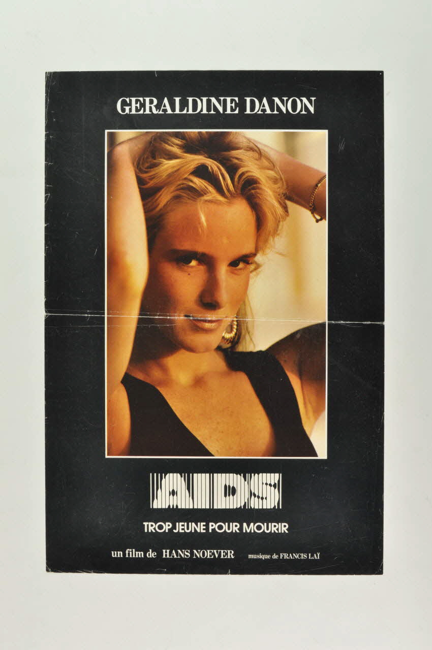 Affiche de film "AIDS. Trop jeune pour mourir" 2002.94.5 Photo Mucem