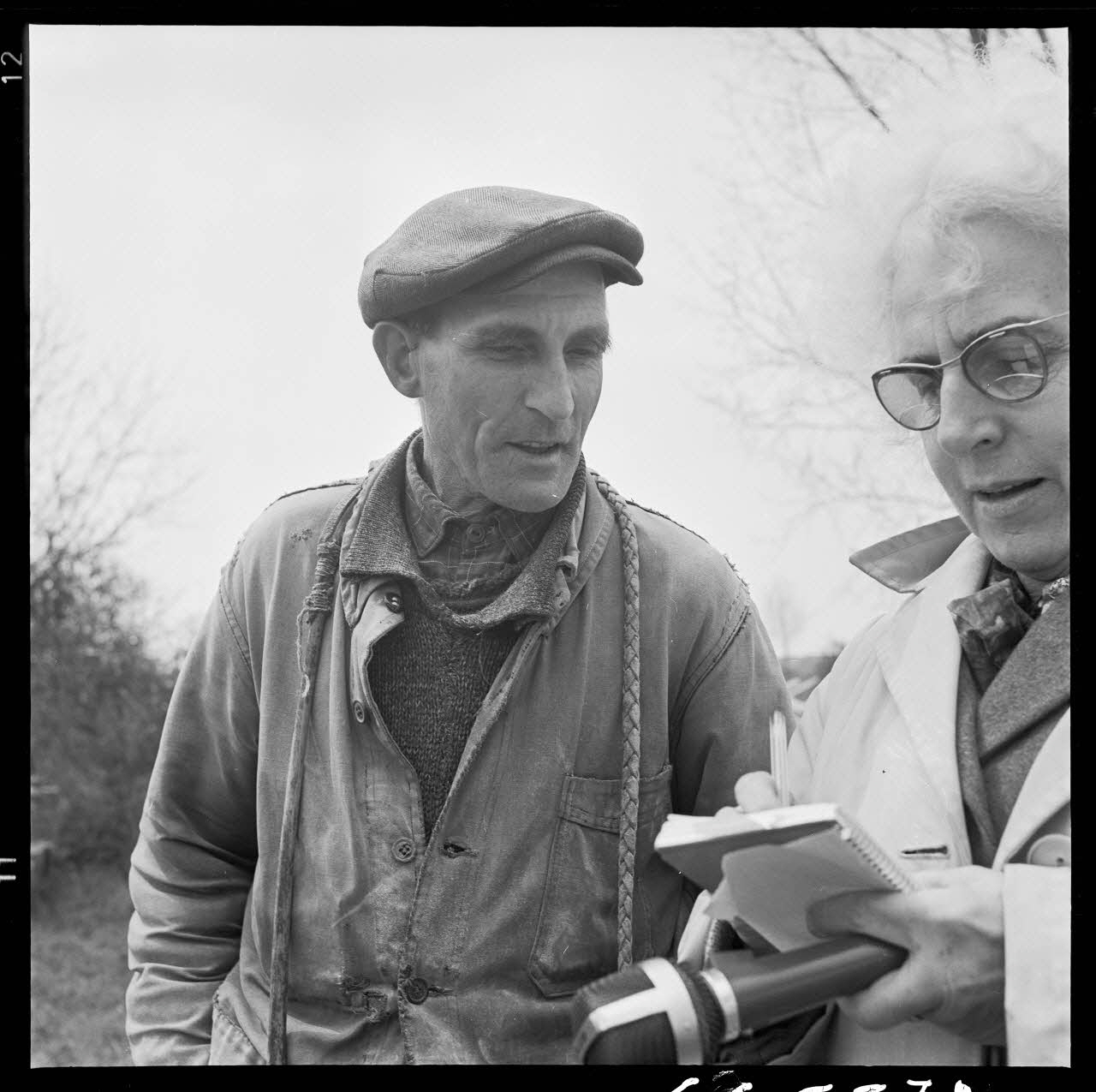 Jacques Marthelot photographie Monsieur Alfred Guyot et Madame Mariel Brunhes-Delamarre Picardie, France 1964/4/24 Ph.1964.53.31 Photo