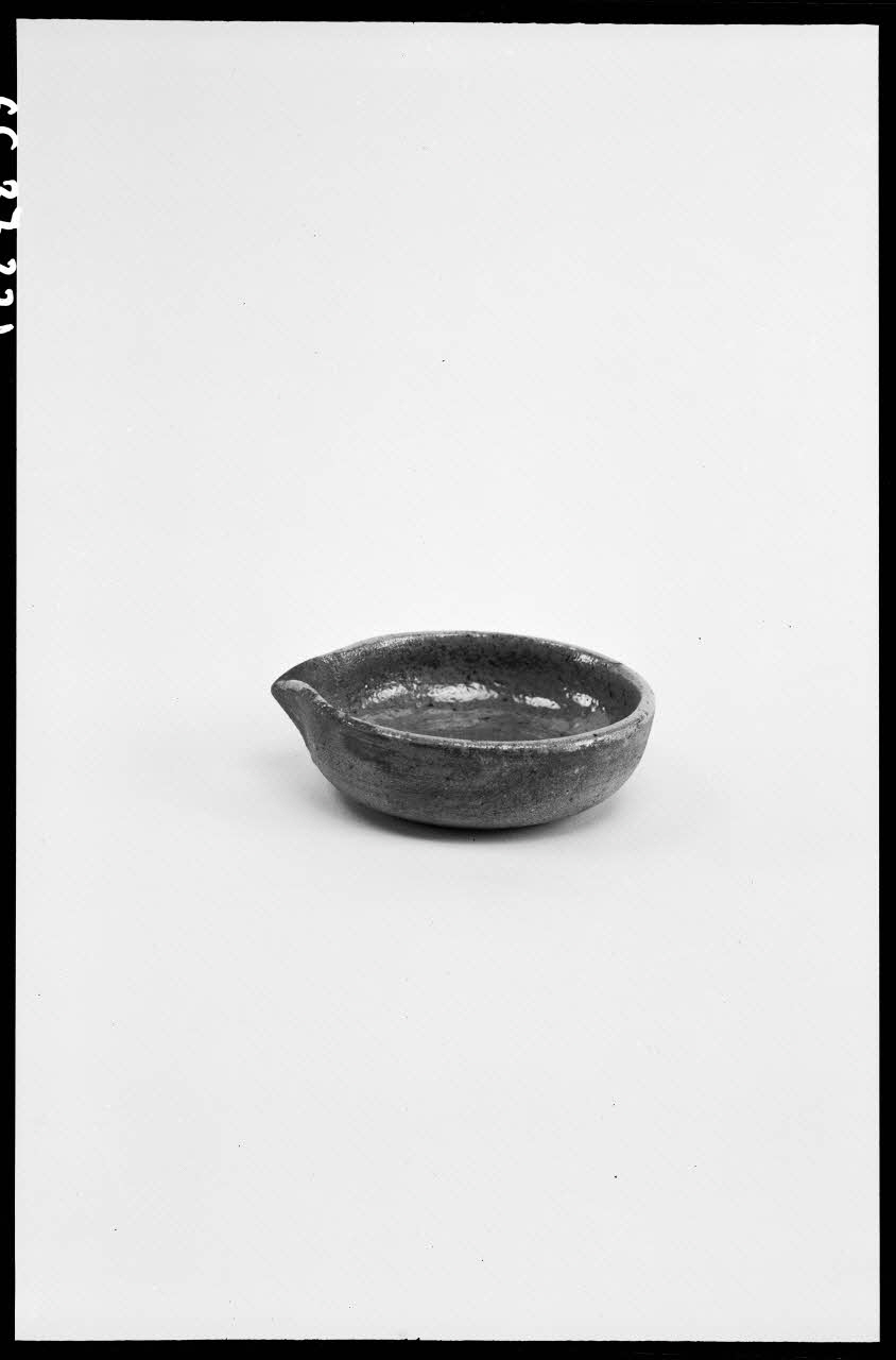 Alain Guey photographie Petite terrine à bec Ile-de-France, France 1966/7/1-1966/8/31 Ph.1966.37.221 Photo