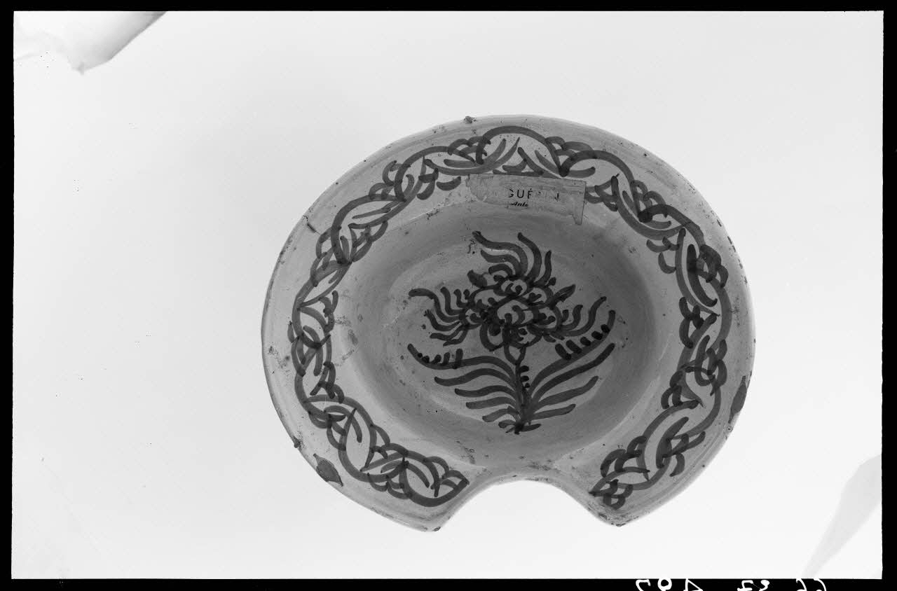 Alain Guey photographie Plat à barbe Ile-de-France, France 1966/9/1 Ph.1966.37.492 Photo