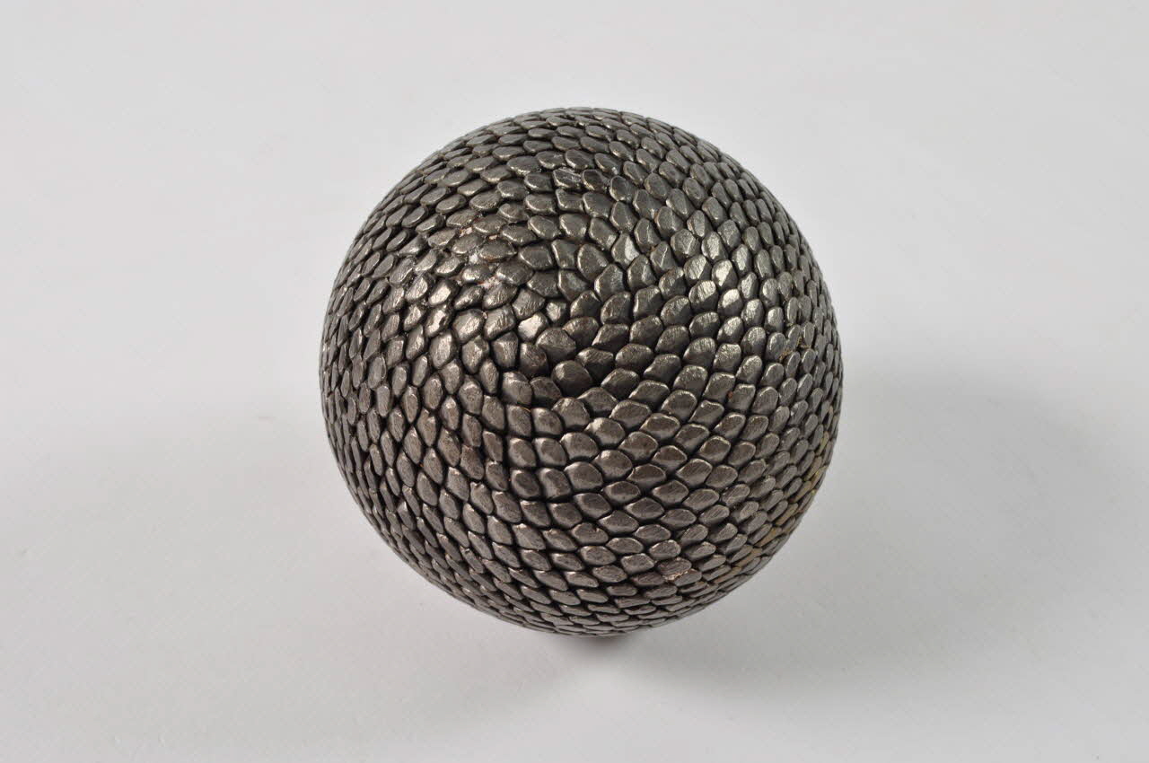 boule du jeu de boules 1946.62.15 Photo Mucem
