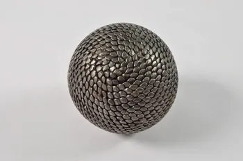 boule du jeu de boules 1946.62.15 Photo Mucem