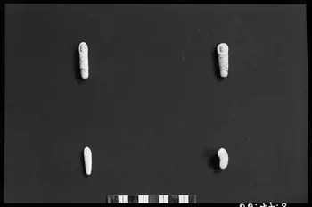 Alain Guey photographie Fèves : bébés-maillots France 1966/3/1 Ph.1966.47.8 Photo