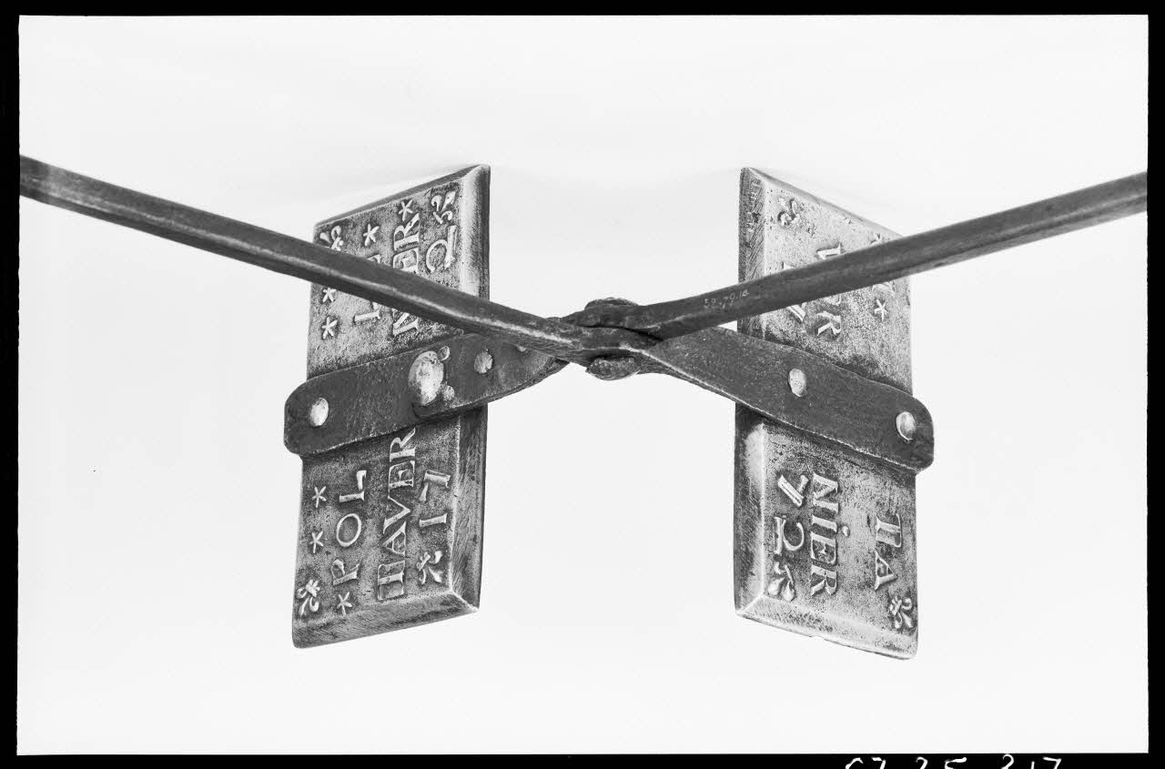 Alain Guey photographie Gaufrier en fer forgé (détail) Ile-de-France, France 1967/3/1 Ph.1967.25.317 Photo