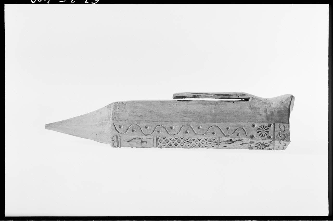 Alain Guey photographie Coffin. Etui de pierre à faux Ile-de-France, France 1967/6/1 Ph.1967.25.400 Photo