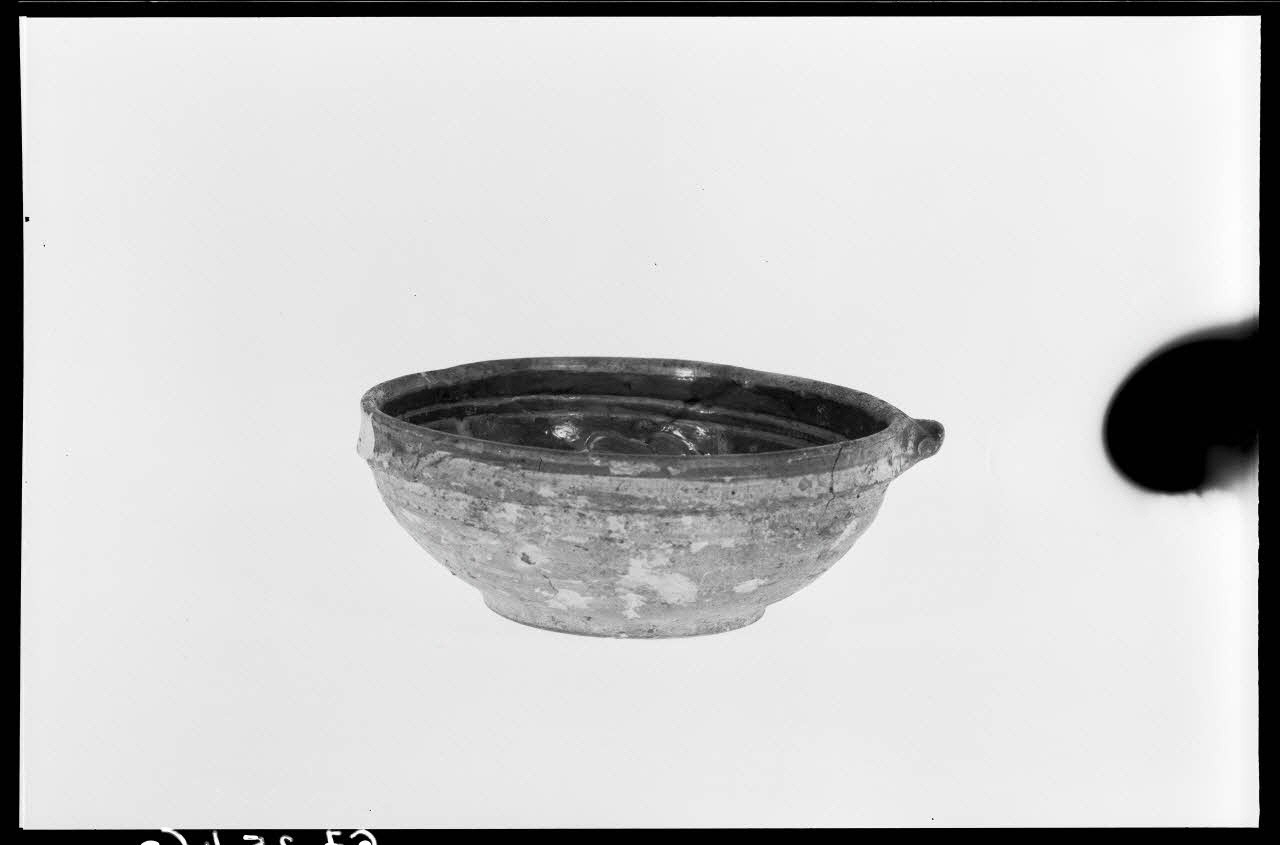 Alain Guey photographie Jatte-Assiette Ile-de-France, France 1967/7/1 Ph.1967.25.460 Photo