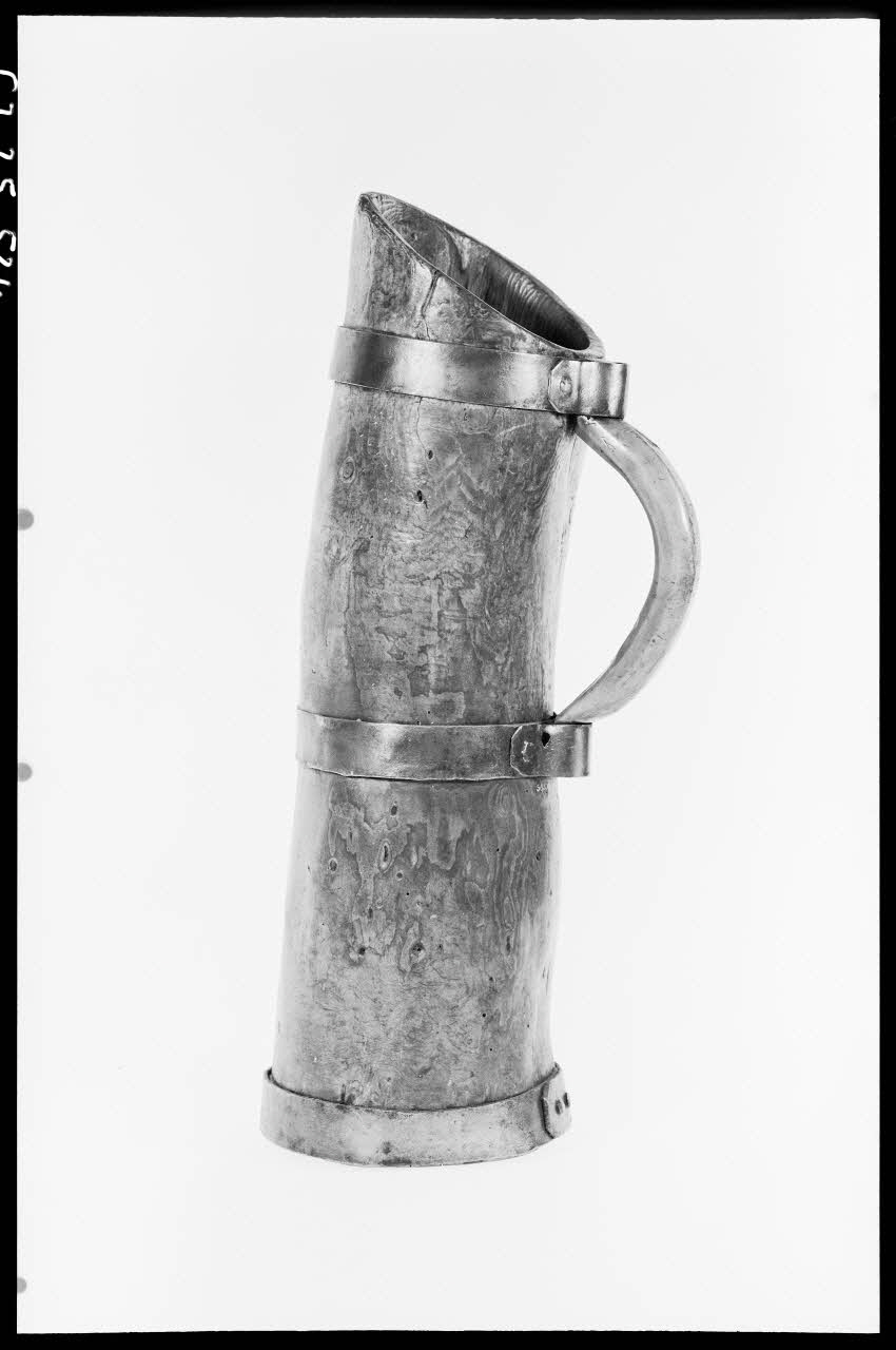 Alain Guey photographie Pot à lait Ile-de-France, France 1967/8/1 Ph.1967.25.524 Photo