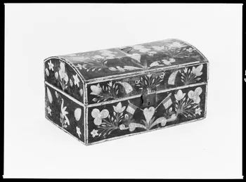 Alain Guey photographie Coffre de mariage Ile-de-France, France 1967/10/1-1967/12/31 Ph.1967.25.720 Photo