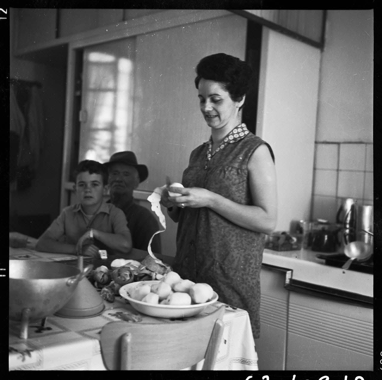 Bernard Lortat-Jacob photographie Madame P. Einrichi née Landra, chanteuse Provence-Alpes-Côte d'Azur, France 1967/8/15 Ph.1967.109.19  Photo