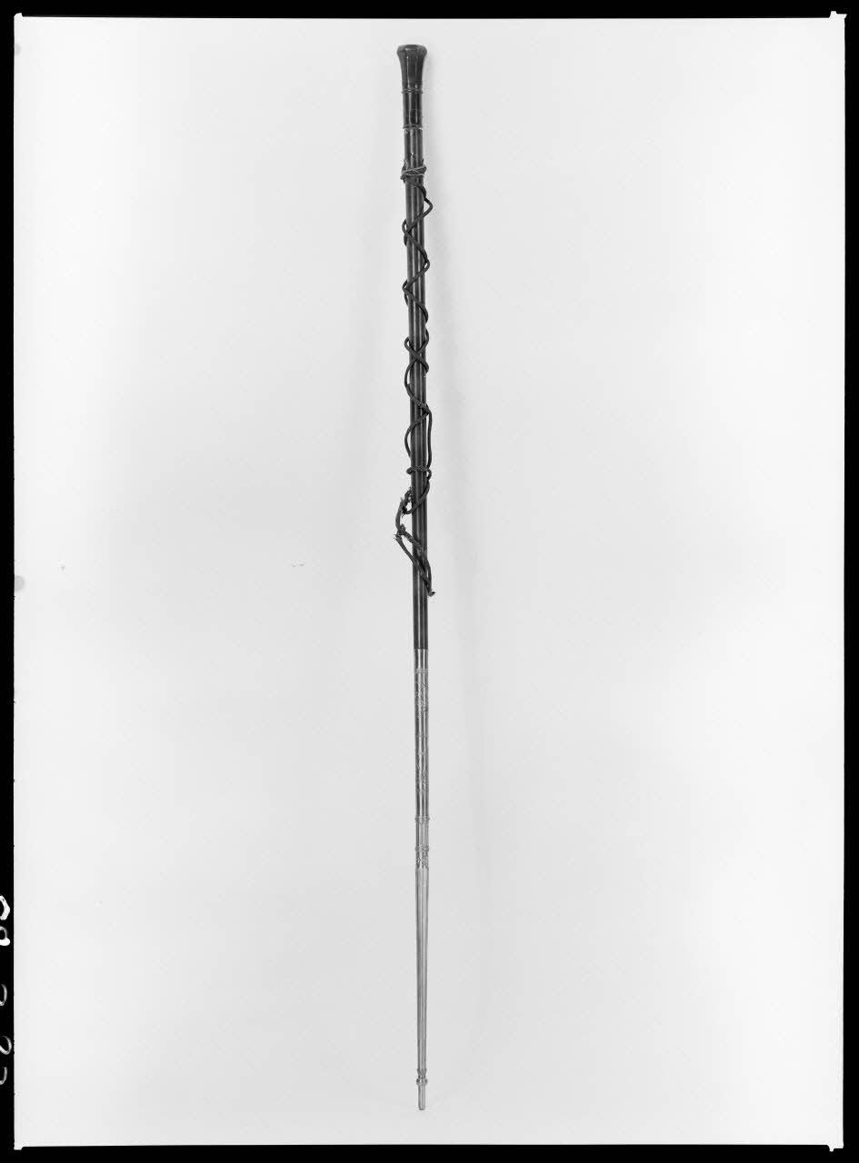 Alain Guey photographie Canne de compagnon Ile-de-France, France 1968/1/1 Ph.1968.3.23 Photo